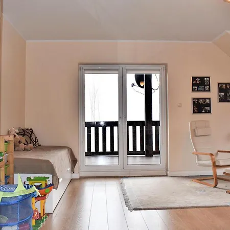 4 Bedroom Amazing In Gołubie
